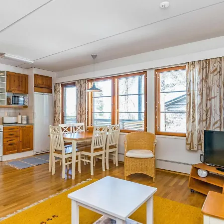 Dom wakacyjny Karhunvartijan Linna C18 By Interhome