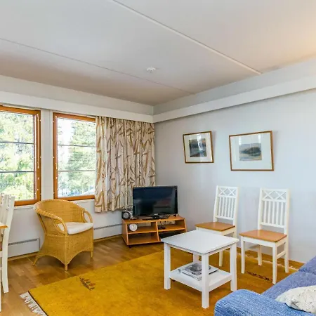 Dom wakacyjny Karhunvartijan Linna C18 By Interhome