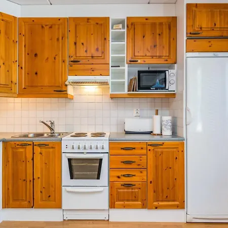 Dom wakacyjny Karhunvartijan Linna C18 By Interhome *
