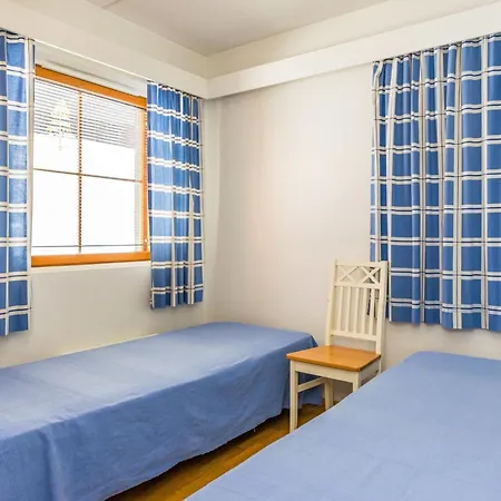 Karhunvartijan Linna C18 By Interhome