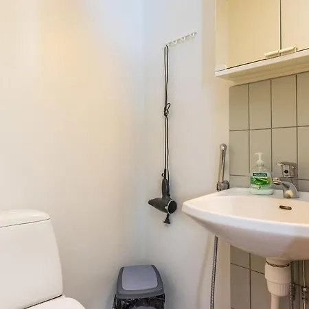 Semesterbostad Karhunvartijan Linna C18 By Interhome